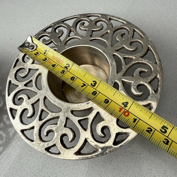 Vintage Silver Plated Brass Candle Holders Set Of 2 Round Heart Cutouts India - Picture 7 of 8
